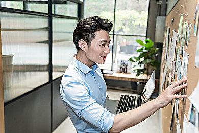 3DM速报：《COD现代战争2》10月28日发售 《V Rising》量破百万